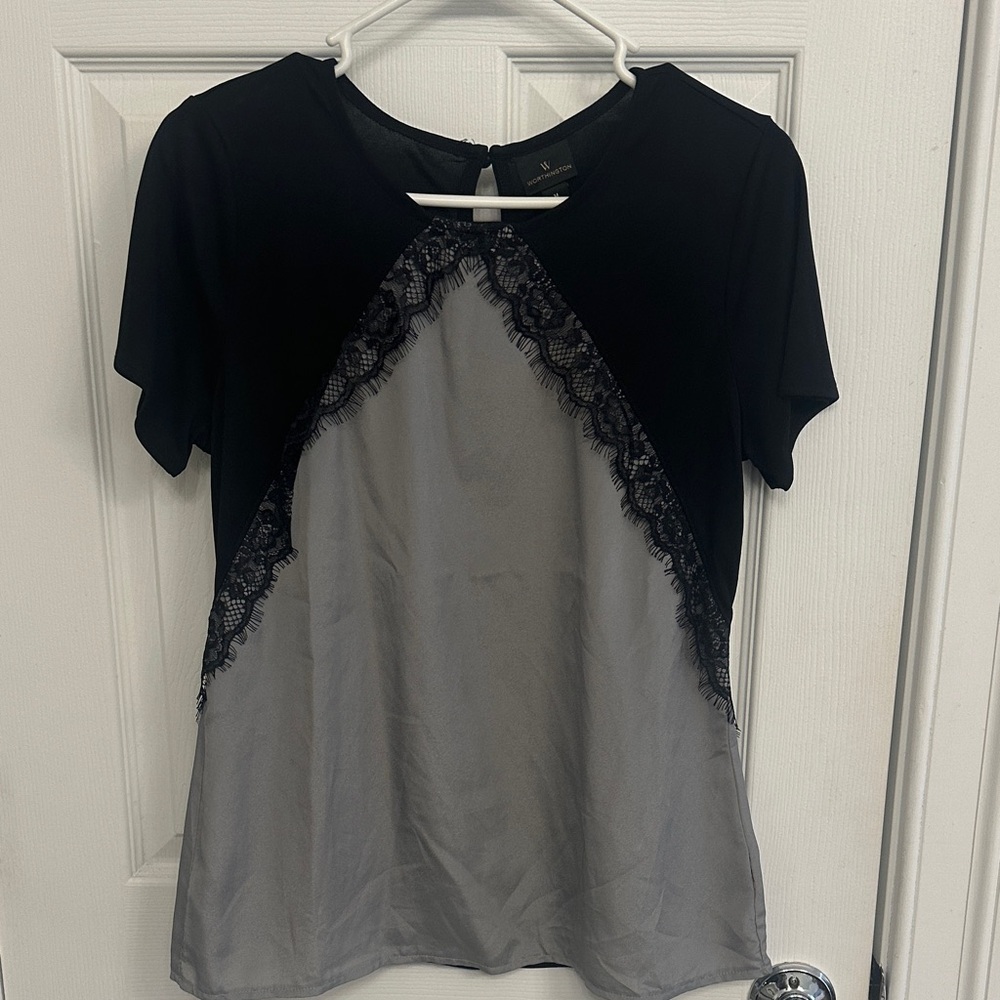 Worthington Black and Gray Lace Accent Top